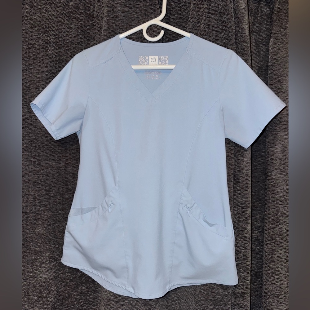 Wonder Wink Renew Light Blue Women's Scrub Top